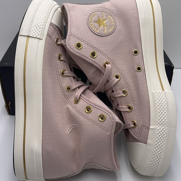 Converse WMNS CTAS LIFT HI
FLUSH STONE/EGRET/GOLD A10431C Platforms Sneakers - Picture 11 of 16